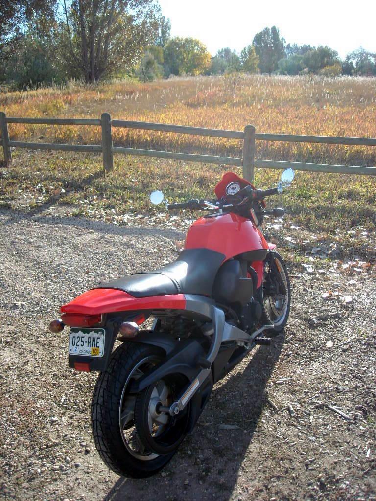 Rear three-quarters view of the Buell Blast with Bikemaster Superbike handlebars and bar-end mirrors. (October 18, 2009) Rear three-quarters view of the Buell Blast with Bikemaster Superbike handlebars and bar-end mirrors. (October 18, 2009)