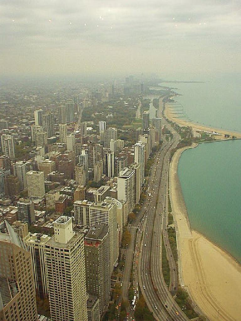 ... and the Chicago Skyline to the north... ... and the Chicago Skyline to the north...