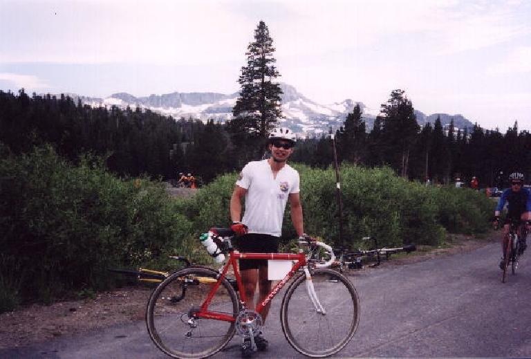 Made it to the top of Pass #5! Felix Wong and Canny again, with the snow-covered peaks of the Sierra in the background. Made it to the top of Pass #5! Felix Wong and Canny again, with the snow-covered peaks of the Sierra in the background.