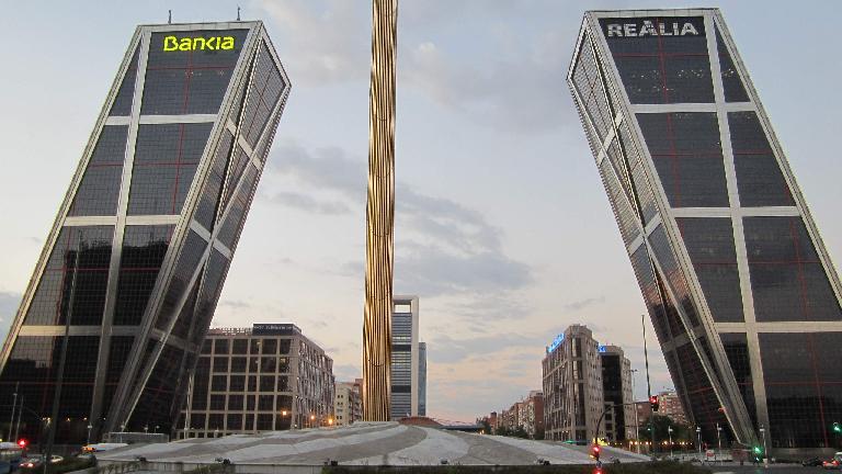 La Puerta de Europa at la Plaza de Castilla. La Puerta de Europa at la Plaza de Castilla.