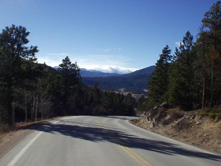 Dramatic views of the snow-capped Rockies were right behind us to the south. Dramatic views of the snow-capped Rockies were right behind us to the south.