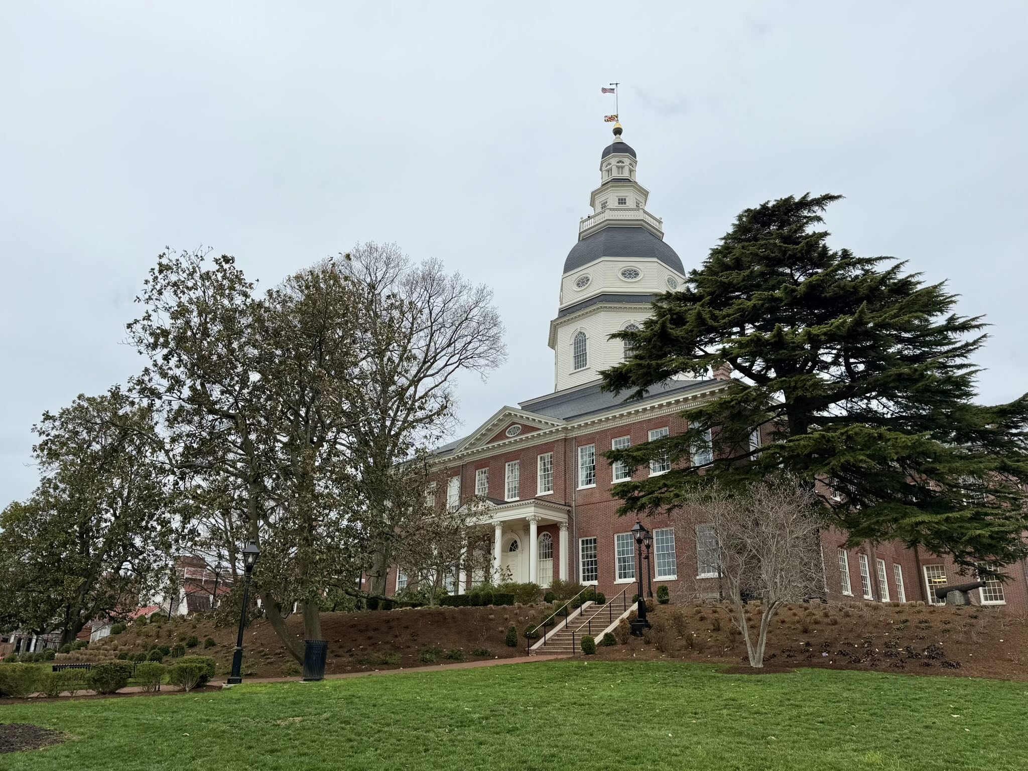 The rear of the Maryland State House.