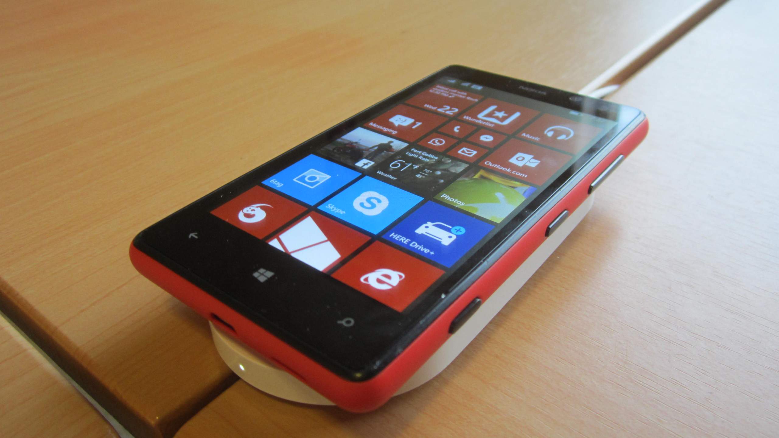 Nokia Lumia 520 Vs 820