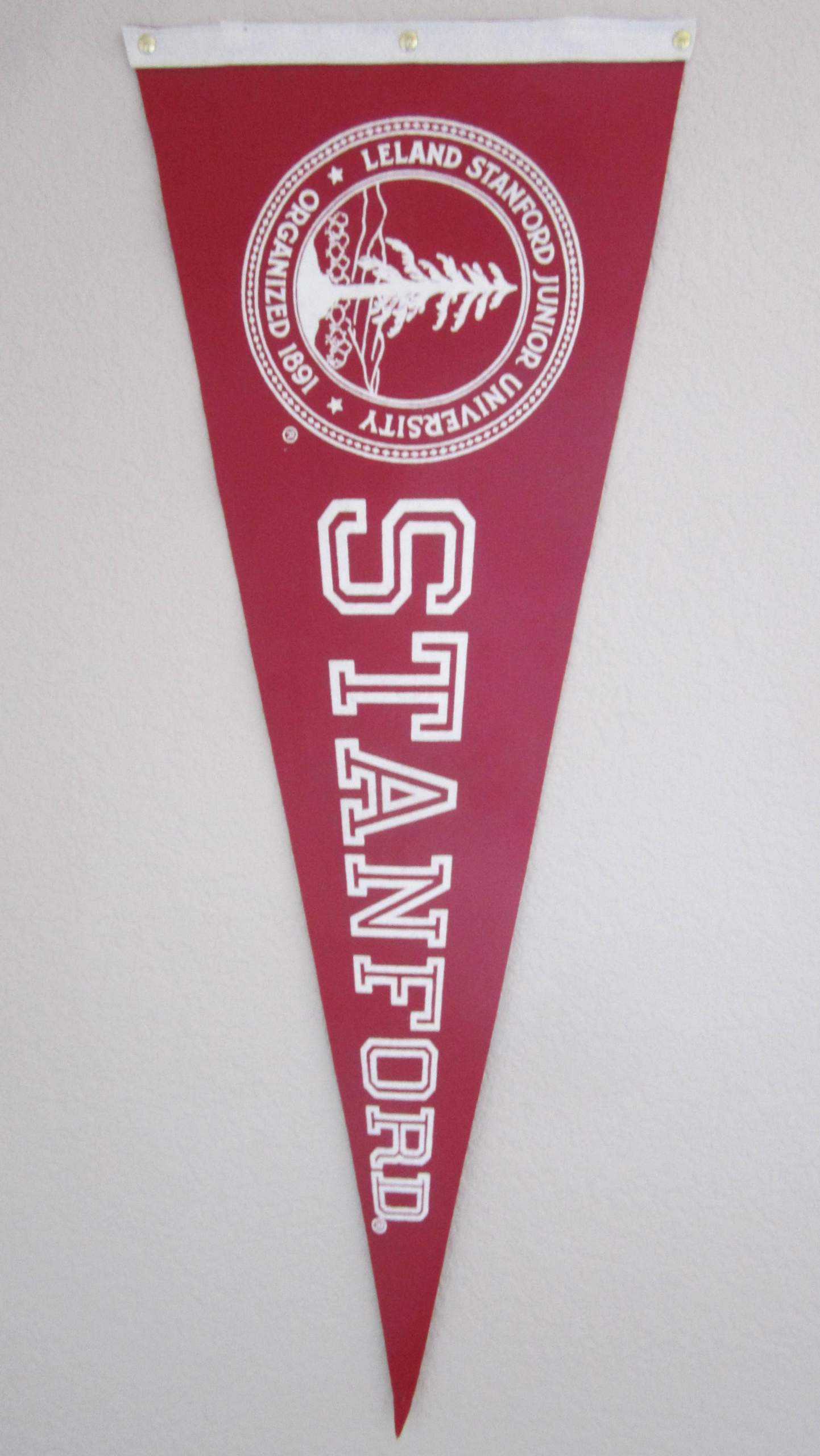 red Stanford banner, triangular