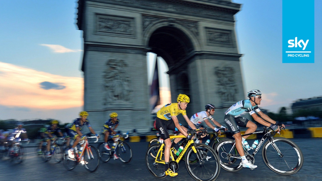 Chris Froome, winner of the 2013 Tour de France, on his yellow Pinarello Dogma 65.1 Think 2.