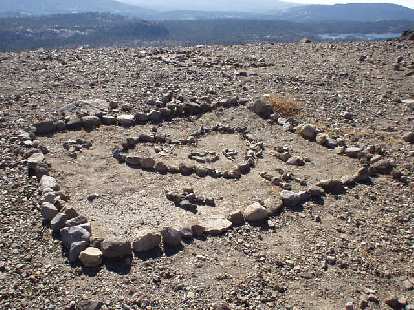 11:01 a.m.: "Inspirational" rock gardens, this one of a heart.