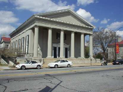 There are many stately buildings in downtown Athens, Georgia. There were also several convertibles on the roads when I was there because the weather was so nice!