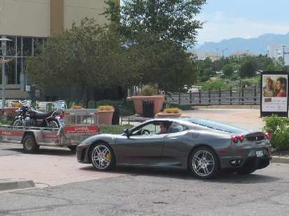 This Ferrari 360 Modena looked great.