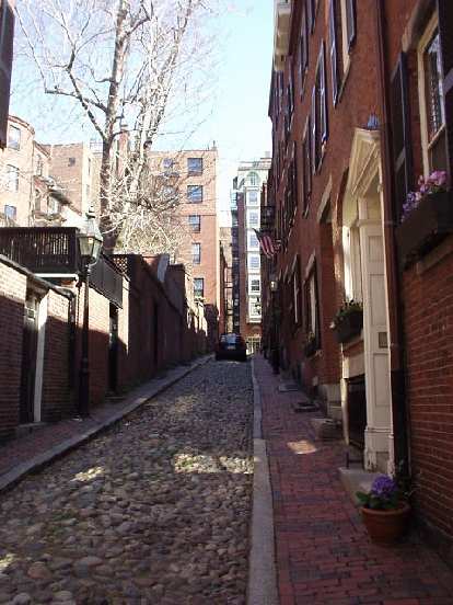 Acorn St. in Beacon Hill is narrow and is comprised solely of cobblestones, making it "the most photographed road in Boston". Acorn St. in Beacon Hill is narrow and is comprised solely of cobblestones, making it "the most photographed road in Boston".