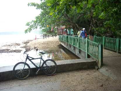 A Cannondale mountain bike at the entrance to Cahuita National Park.