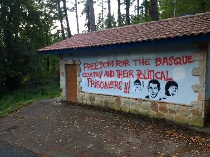 "Freedom for the Basque Country and their political prisoners!!!"