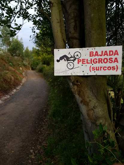 Bajada peligrosa (dangerous descent) near Lampaya, Spain, west of Oviedo.