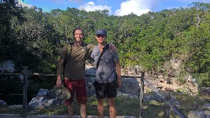 Alberto François, Felix Wong, Cenote Sagrado