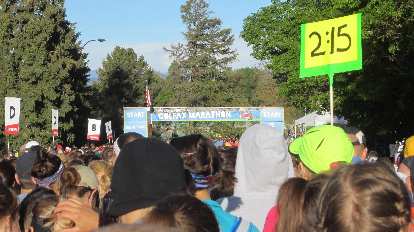 start of the 2015 Colfax Half Marathon; 2:15 pace group