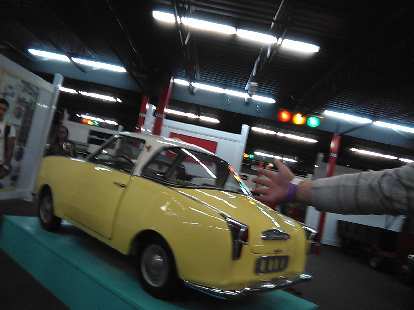 A micro car. A micro car.