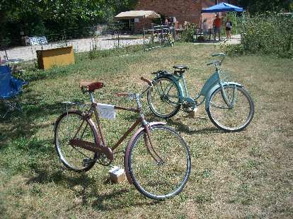 A 1957 Western Flyer Sports Roadster (by Norman Cycles of England) that was purchased new from Western Auto in Lander, Wyoming by its current owner in 1958. There was no info on the turquoise step-through bike.