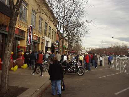 Packet pickup and post-race festivities for the Fort Collins Thanksgiving Run were at Old Chicago.