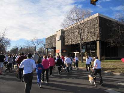 Great weather for a Thanksgiving Day run: 44 degrees at 9:05 a.m. Great weather for a Thanksgiving Day run: 44 degrees at 9:05 a.m.
