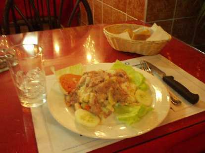 I enjoyed this wonderful meal of ensalada de patatas con tuna (potato salad with tuna) y pan (bread) outdoors in Panama City. Just $4.10! (27 Feb 2007) Photo: I enjoyed this wonderful meal of ensalada de patatas con tuna (potato salad with tuna) y pan (bread) outdoors in Panama City. Just $4.10!