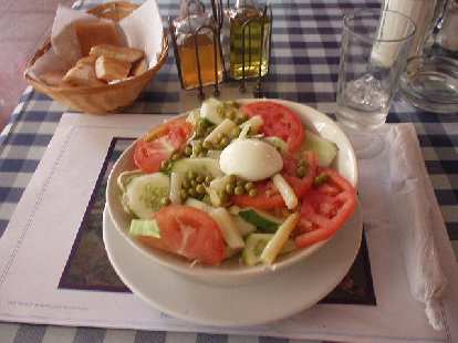 Ensalada mixta at Manolo's. (11 Mar 2007) Photo: Ensalada mixta at Manolo's.