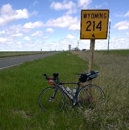 My Litespeed Archon C2, a.k.a. the Super Bike, in Wyoming. black Litespeed Archon C2 with large saddlebag in Wyoming