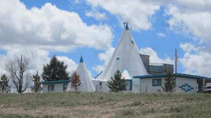 Teepee house in Pine Bluffs, Wyoming, near the Nebraska border. teepee house in Pine Bluffs, Wyoming