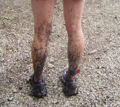 Cat's legs looked relatively clean in this photo compared to how muddy they'd eventually get.