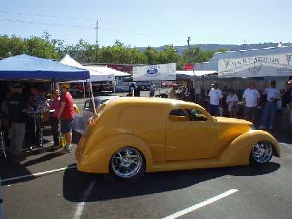An example of a finished fiberglass 'rod. An example of a finished fiberglass 'rod.