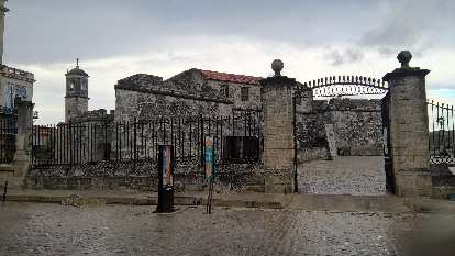 El Castillo de la Real Fuerza (Castle of the Royal Force). El Castillo de la Real Fuerza (Castle of the Royal Force).
