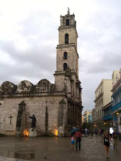 La Basilica de San Francisco in Havana Vieja. La Basilica de San Francisco in Havana Vieja.