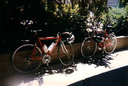 red Cannondale 3.0, red Cannondale 2.8