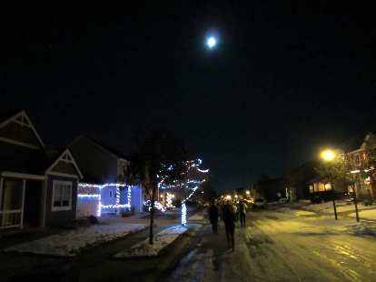 Thumbnail for Related: Holiday Lights Run (2011)