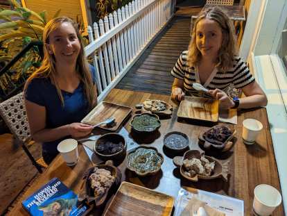 Erin and Andrea having dinner at Island Lava Java in Kona.