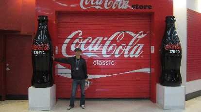 Felix Wong in front of the Coca-Cola store. (17 Nov 2013) Felix Wong in front of the Coca-Cola store.