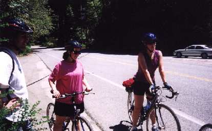 Regrouping before another climb: Pescadero Rd. Regrouping before another climb: Pescadero Rd.