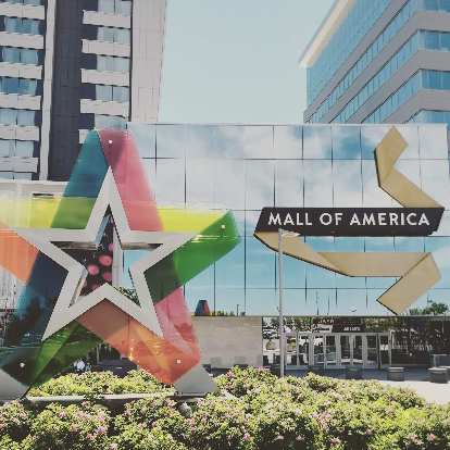 The Mall of America is supposed to be the largest mall in the United States in terms of number of stores and total floor area, but I imagined it would look larger. The Mall of America is supposed to be the largest mall in the United States in terms of number of stores and total floor area, but I imagined it would look larger.