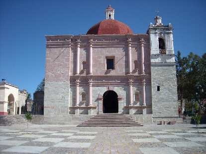 The Church of San Pedro is on the site of ruins.