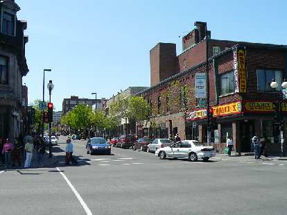 The area east of Mont-Royal (Le Plateau) has lots of shops and restaurants. Unfortunately I only saw a couple hippies on this day. The area east of Mont-Royal (Le Plateau) has lots of shops and restaurants. Unfortunately I only saw a couple hippies on this day.