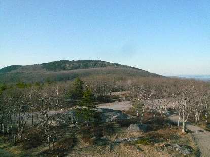 Mt. Megunticook is next to (and a little higher than) Mt. Battie. I did not have time to go up this. Mt. Megunticook is next to (and a little higher than) Mt. Battie. I did not have time to go up this.