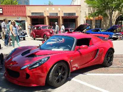 A red Lotus Exige.
