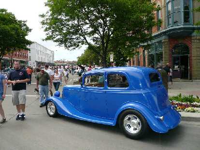 Photo: Another nice hot rod.