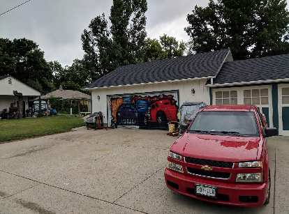 One of the homes on the Maple Bikeway had a truck motif painted on their garage.