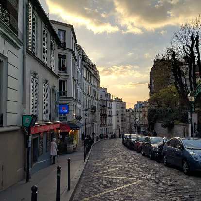 Sunset as seen from a residential street in Montmartre. (23 Mar 2019) Photo: Sunset as seen from a residential street in Montmartre.