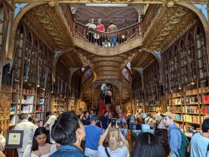 The Lello Bookstore had two floors.