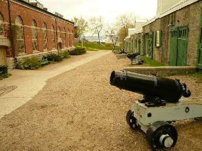 A cannon in Quebec City. A cannon in Quebec City.