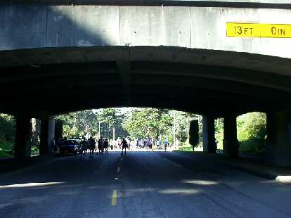 The start/finish was just past this overpass. During the race I was in 2nd place until Mile 0.75, when the 6-minute milers all passed me and I faded to 12th overall.