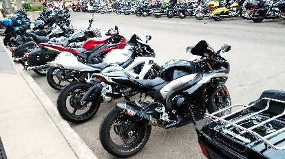 Some Suzuki Gixxers. Photo: Some Suzuki Gixxers.