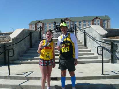 Dan and a fellow Marathon Maniac. Dan and a fellow Marathon Maniac.