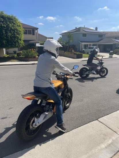 Felix and Dong doing a short tour of Huntington Beach on Ryvid Anthem electric motorcycle prototypes.