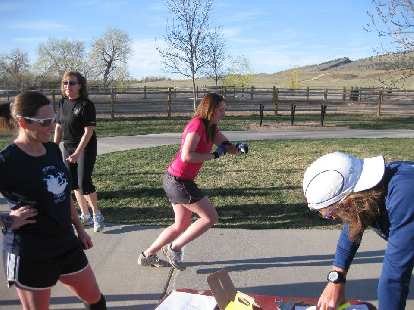 Kelly begins her race. Kelly begins her race.